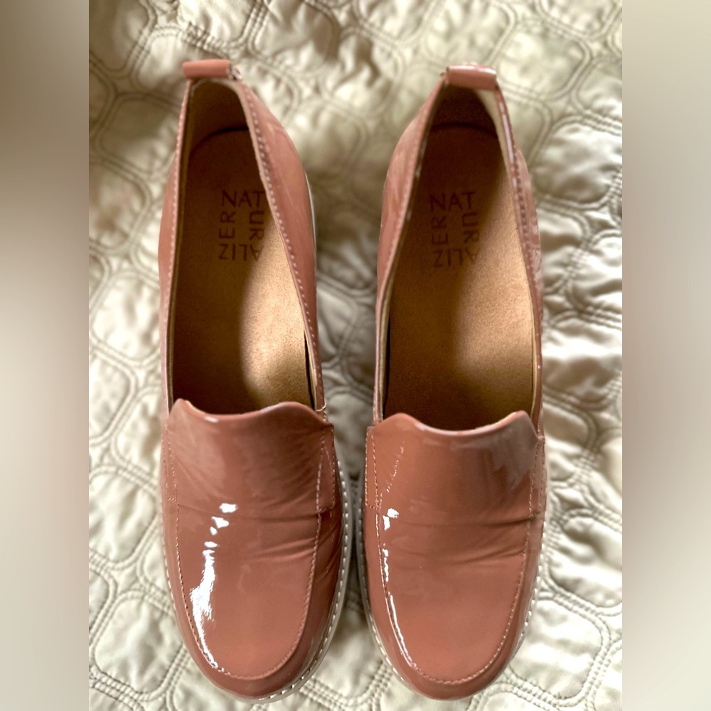 Naturalizer Women's Pink Loafers
